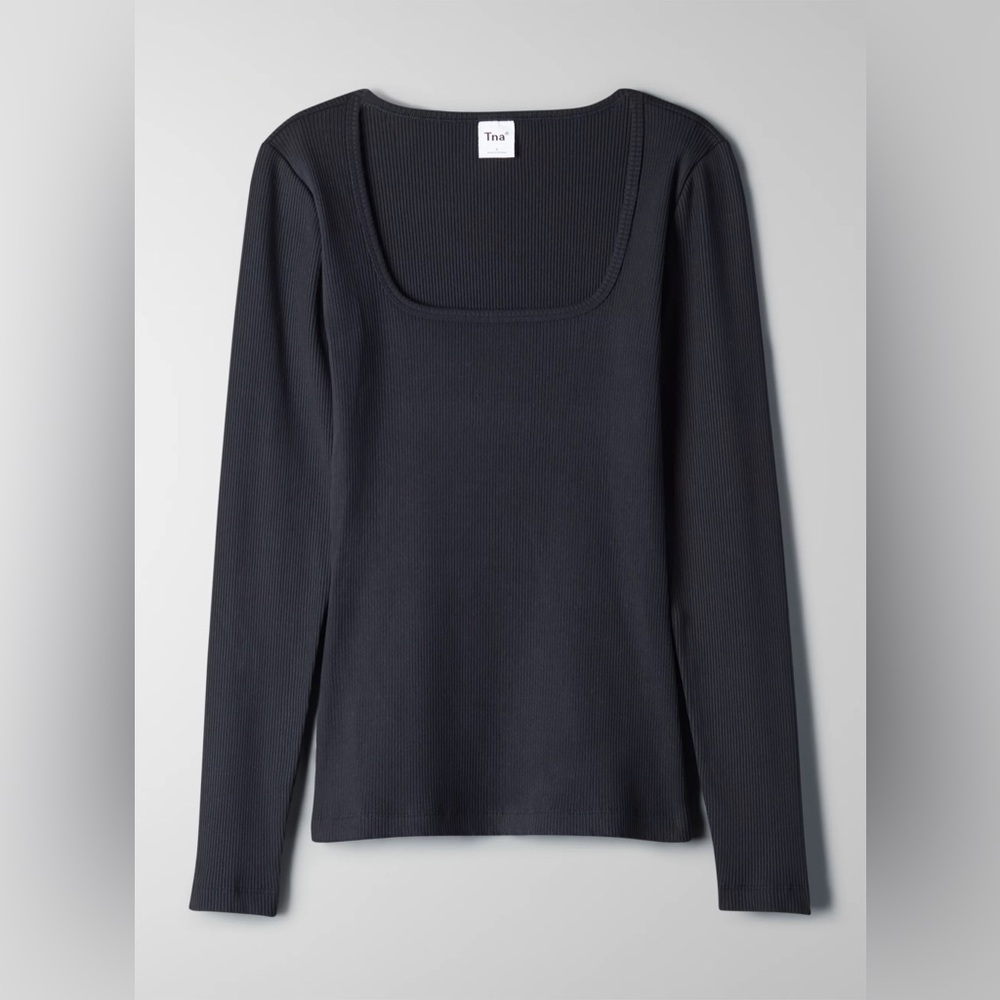 Aritzia TNA Huntington Longsleeve in Black